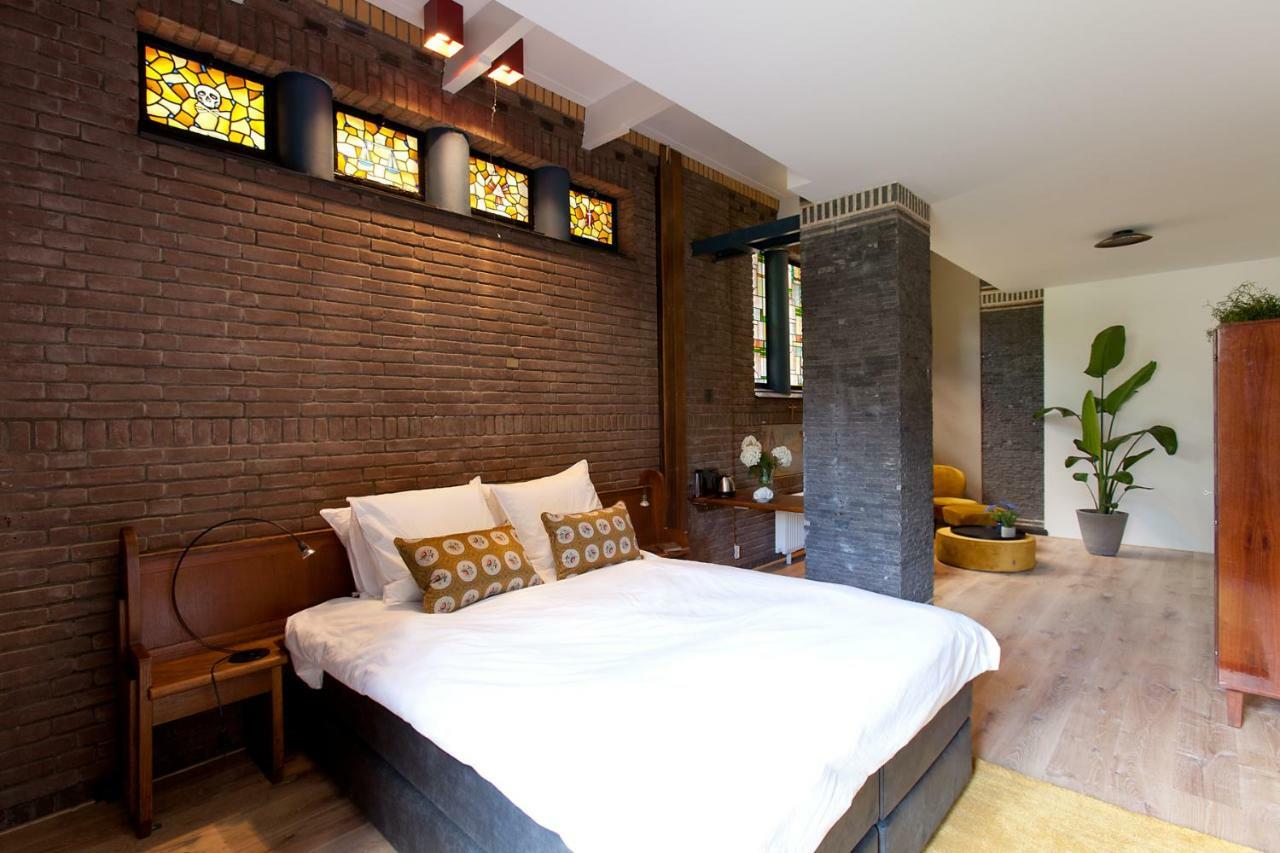 B&B De Kerk 多尔威尔斯 外观 照片